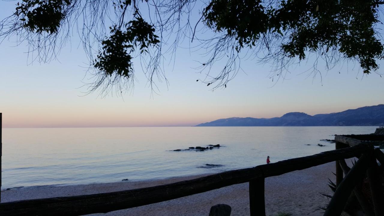 Appartamenti Jlune Cala Gonone Buitenkant foto