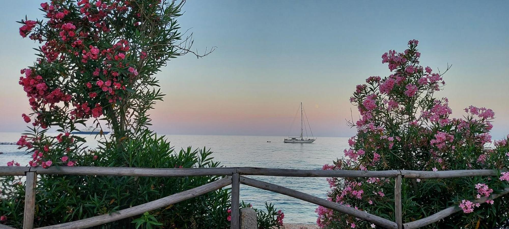 Appartamenti Jlune Cala Gonone Buitenkant foto